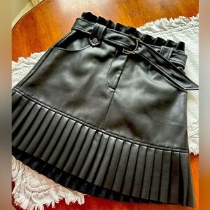 Zara Faux Leather Miniskirt🖤